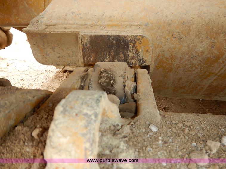 image for item I2482 2005 Caterpillar 953C track loader