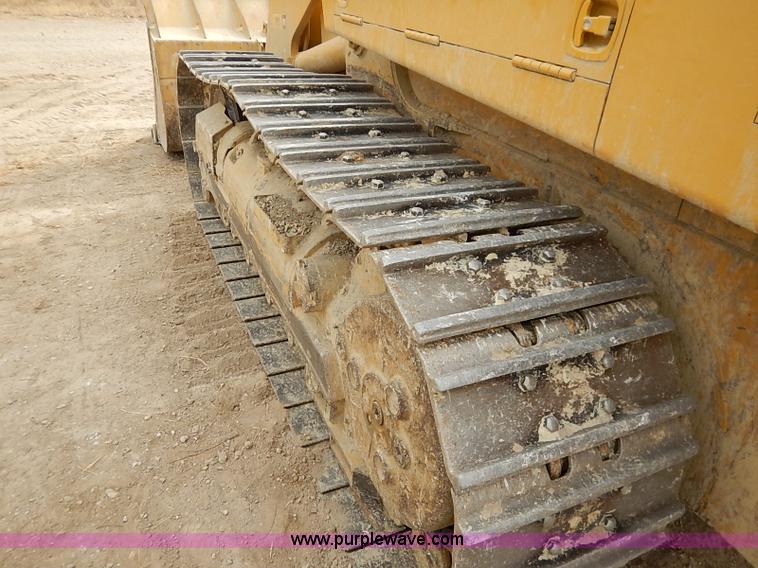 image for item I2482 2005 Caterpillar 953C track loader