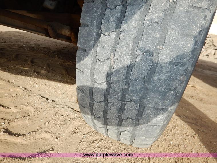 image for item I2489 1991 Ford F350 Custom flatbed pickup truck