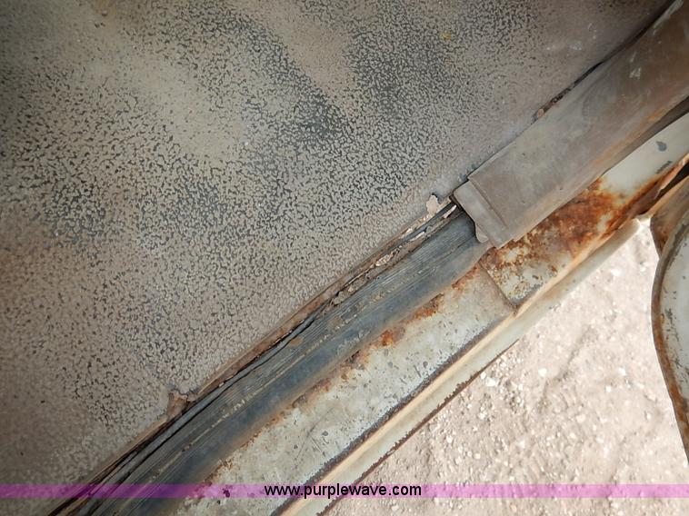 image for item I2489 1991 Ford F350 Custom flatbed pickup truck