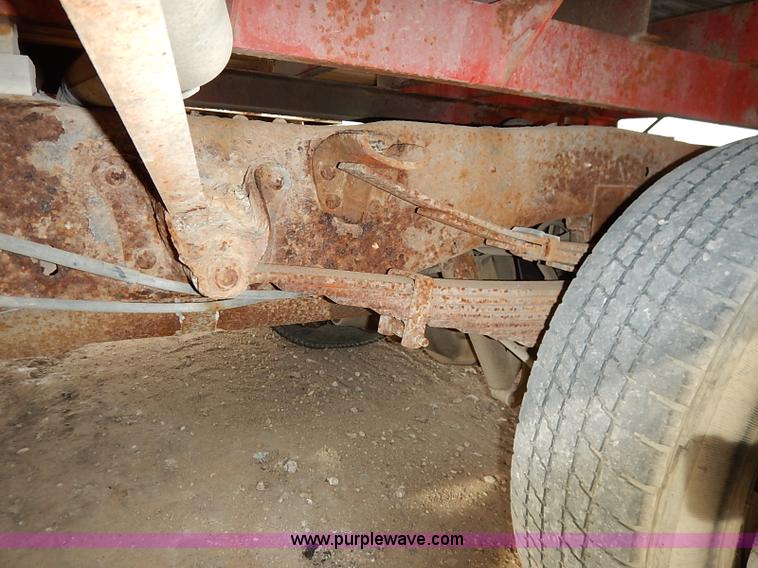 image for item I2489 1991 Ford F350 Custom flatbed pickup truck