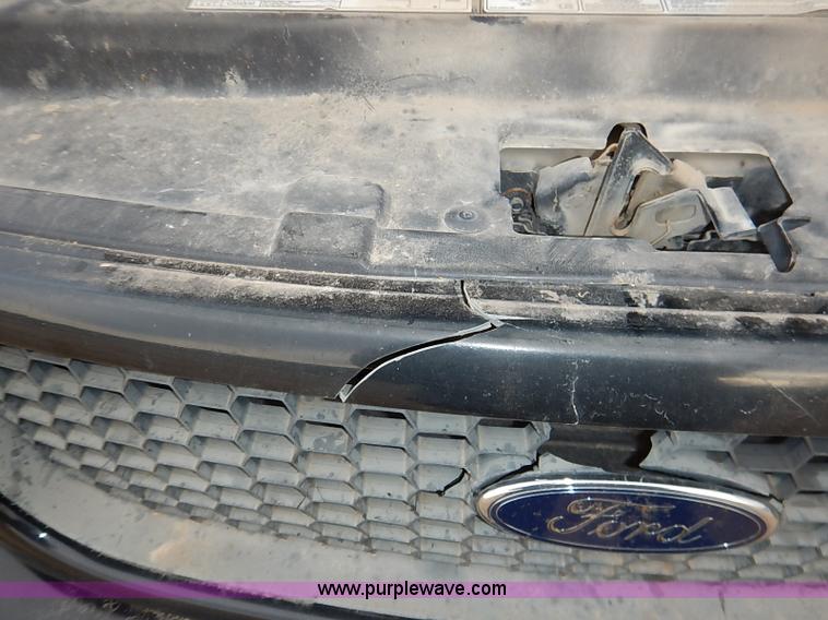 image for item I2490 2000 Ford F150 XLT pickup truck