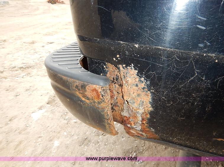 image for item I2490 2000 Ford F150 XLT pickup truck