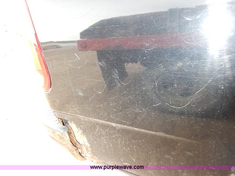 image for item I2490 2000 Ford F150 XLT pickup truck