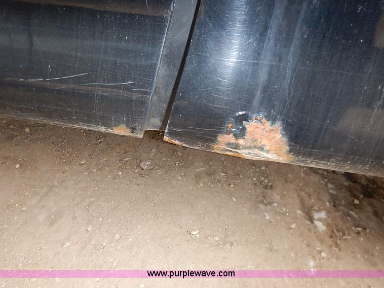 image for item I2490 2000 Ford F150 XLT pickup truck