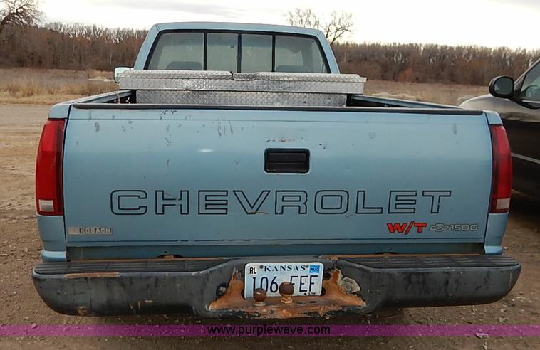 image for item I2491 1992 Chevrolet Cheyenne 1500 pickup truck
