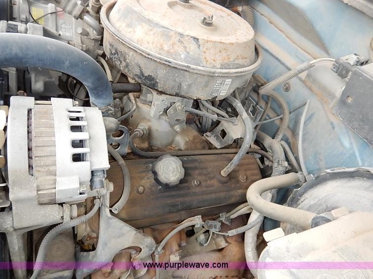 image for item I2491 1992 Chevrolet Cheyenne 1500 pickup truck