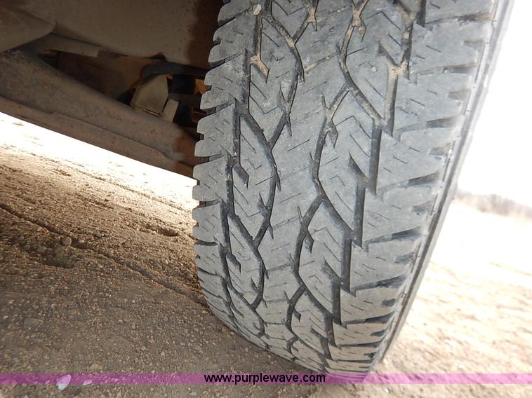 image for item I2491 1992 Chevrolet Cheyenne 1500 pickup truck