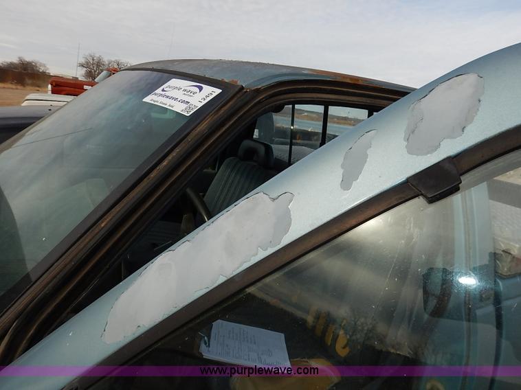 image for item I2491 1992 Chevrolet Cheyenne 1500 pickup truck