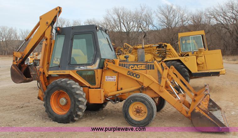 image for item I2492 1982 Case 580D backhoe