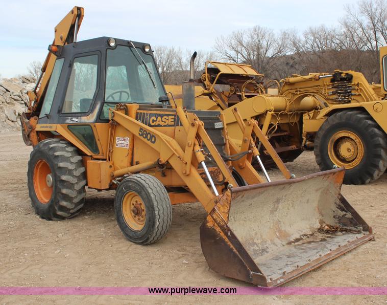 image for item I2492 1982 Case 580D backhoe