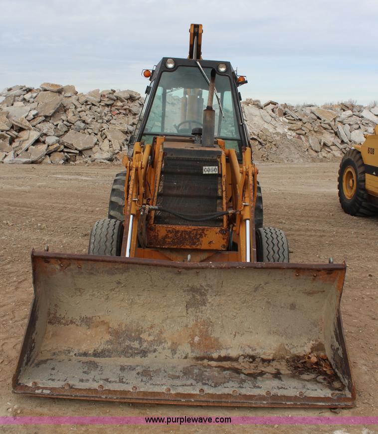 image for item I2492 1982 Case 580D backhoe