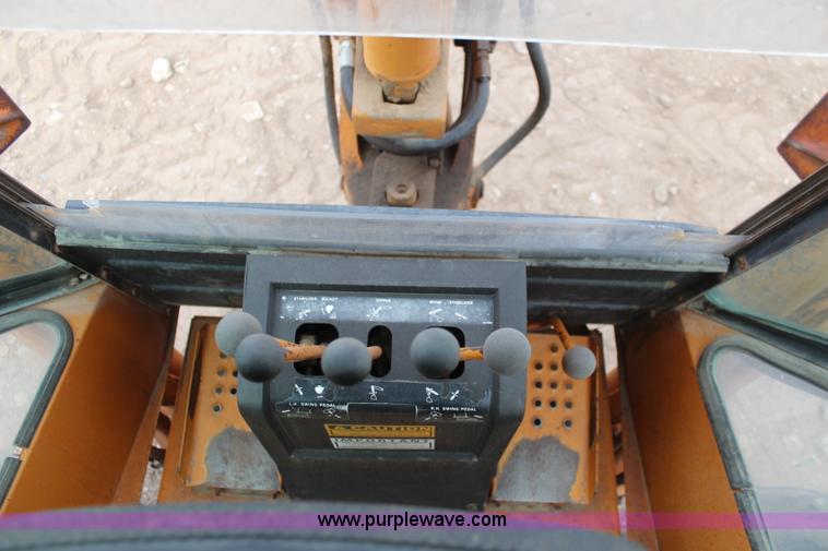 image for item I2492 1982 Case 580D backhoe