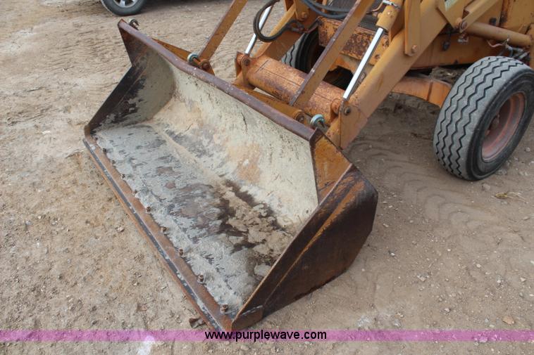 image for item I2492 1982 Case 580D backhoe