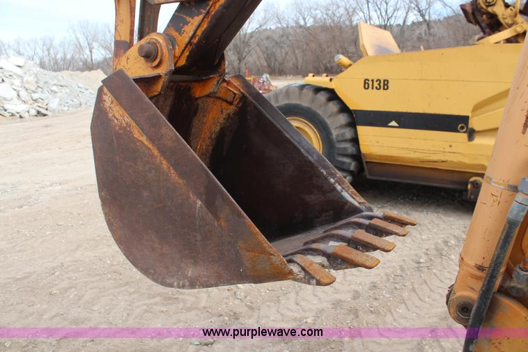 image for item I2492 1982 Case 580D backhoe