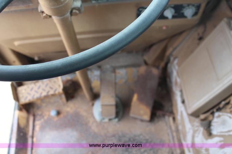 image for item I2493 1984 Caterpillar 613B paddle scraper