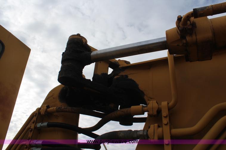 image for item I2493 1984 Caterpillar 613B paddle scraper