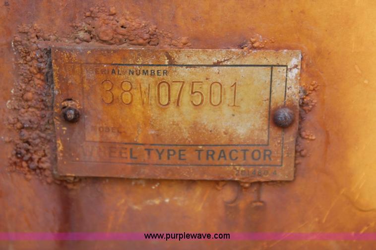 image for item I2493 1984 Caterpillar 613B paddle scraper