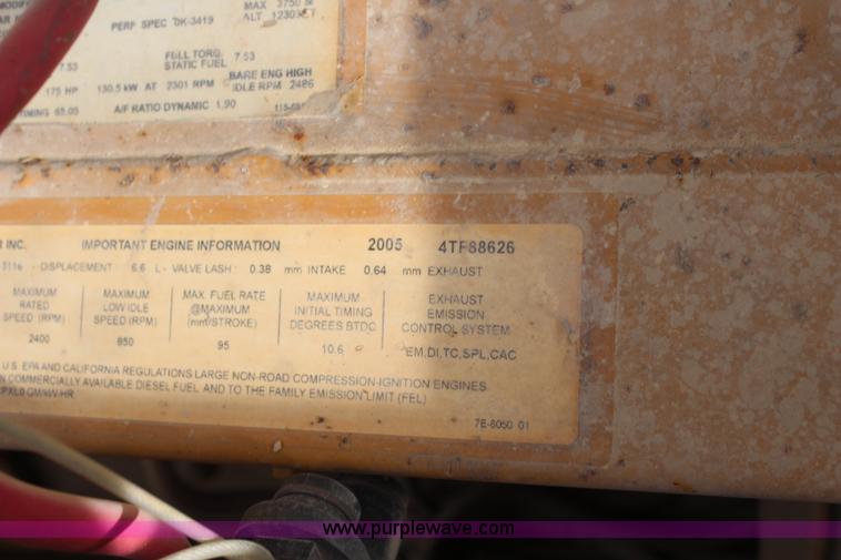 image for item I2494 2006 Caterpillar 613C Series II scraper