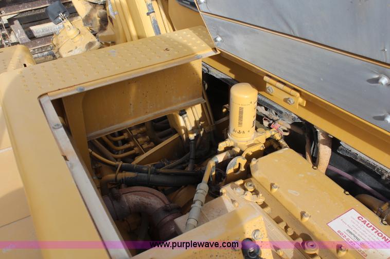 image for item I2494 2006 Caterpillar 613C Series II scraper