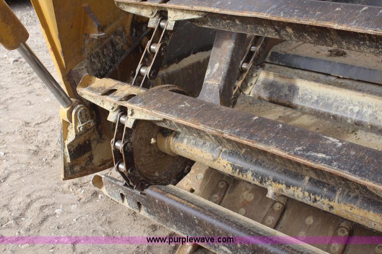 image for item I2494 2006 Caterpillar 613C Series II scraper