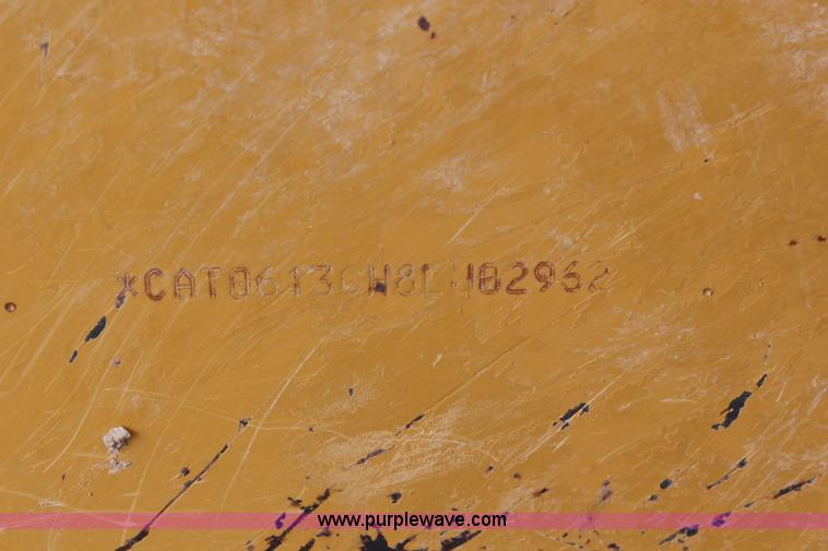 image for item I2494 2006 Caterpillar 613C Series II scraper