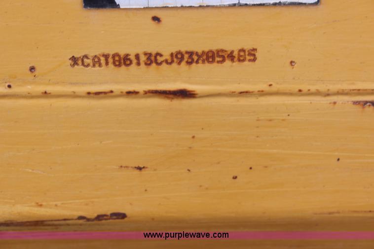 image for item I2494 2006 Caterpillar 613C Series II scraper