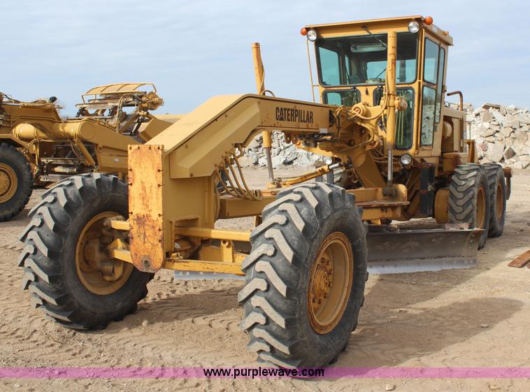 image for item I2495 1994 Caterpillar 140G articulated motor grader