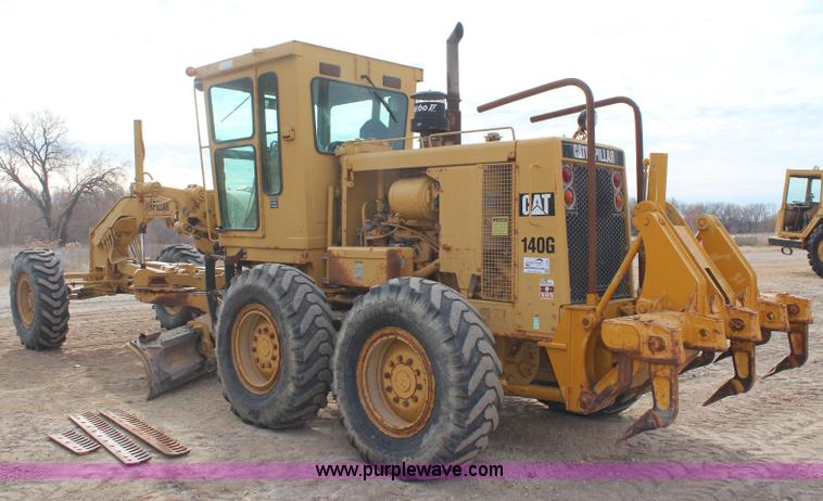 image for item I2495 1994 Caterpillar 140G articulated motor grader