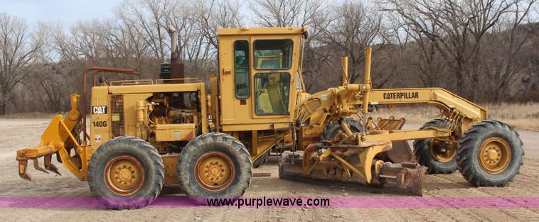 image for item I2495 1994 Caterpillar 140G articulated motor grader