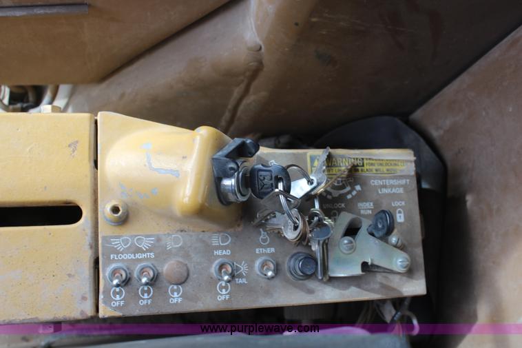 image for item I2495 1994 Caterpillar 140G articulated motor grader