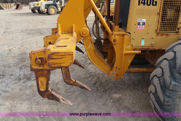 image for item I2495 1994 Caterpillar 140G articulated motor grader