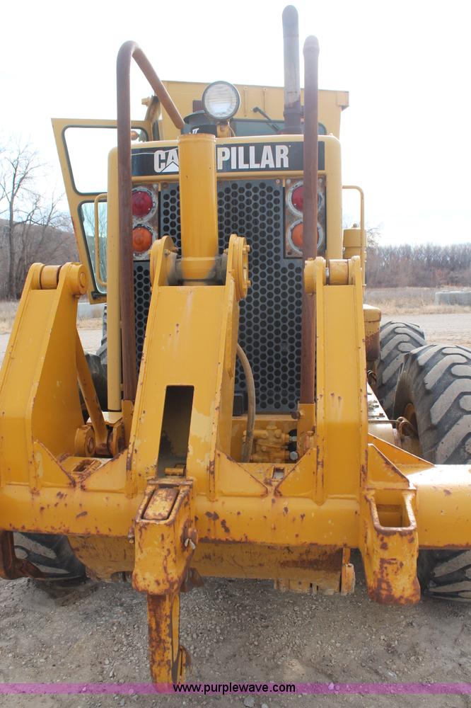 image for item I2495 1994 Caterpillar 140G articulated motor grader