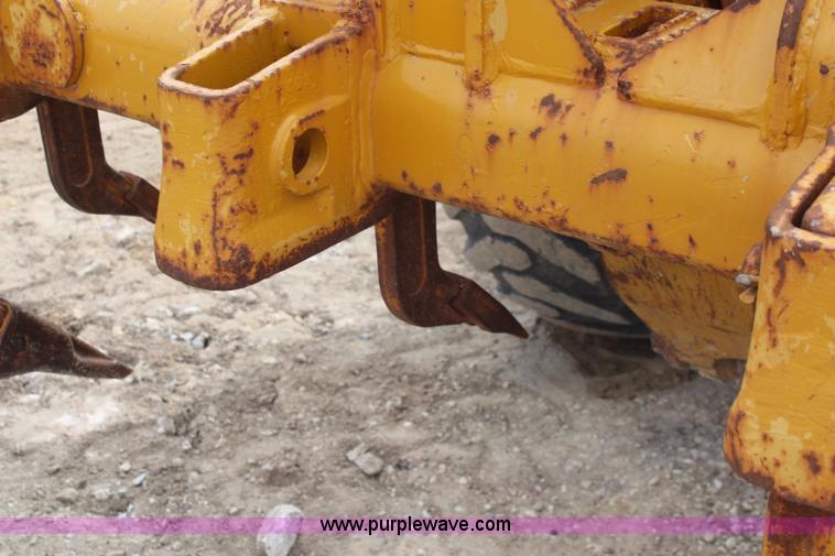 image for item I2495 1994 Caterpillar 140G articulated motor grader