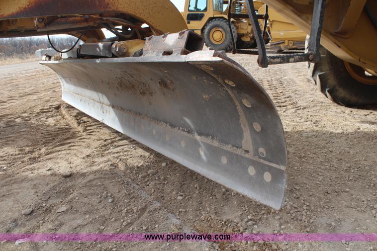 image for item I2495 1994 Caterpillar 140G articulated motor grader