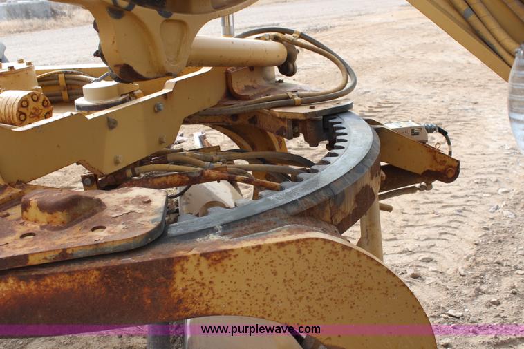 image for item I2495 1994 Caterpillar 140G articulated motor grader