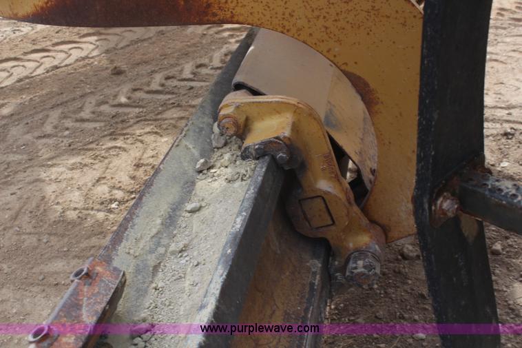 image for item I2495 1994 Caterpillar 140G articulated motor grader