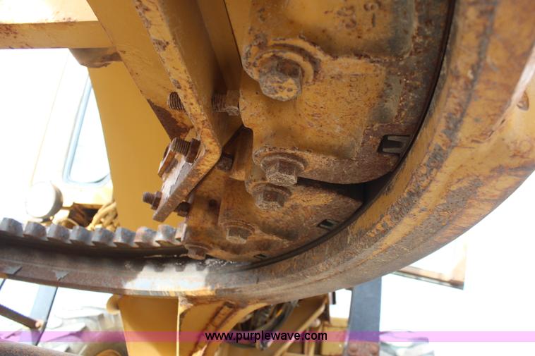 image for item I2495 1994 Caterpillar 140G articulated motor grader