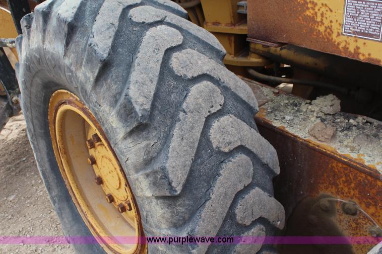 image for item I2495 1994 Caterpillar 140G articulated motor grader