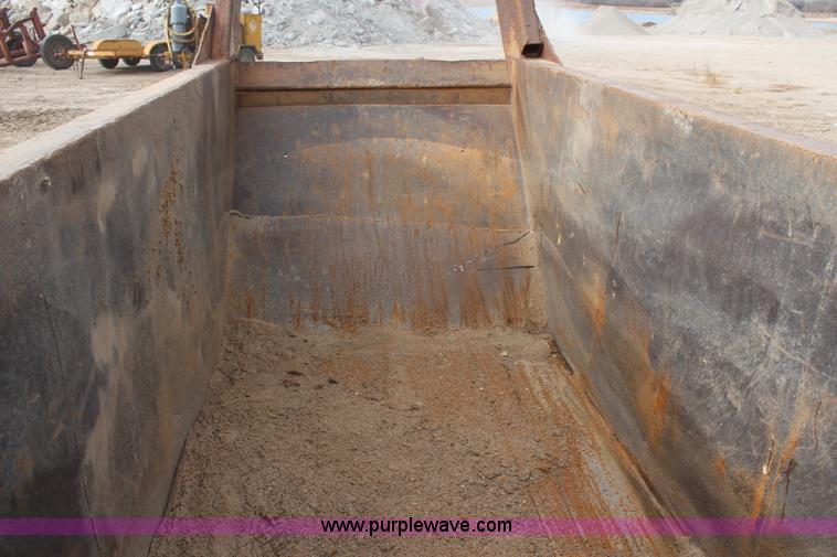 image for item I2497 Material container