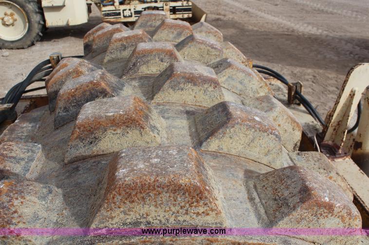 image for item I2499 Bomag BW142PDB vibratory roller