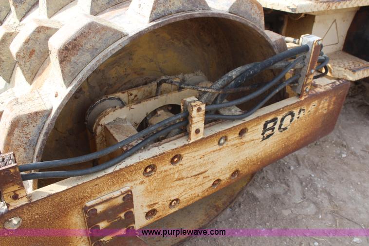 image for item I2499 Bomag BW142PDB vibratory roller