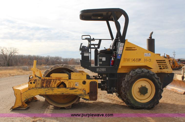 image for item I2500 2006 Bomag BW145PH-3 vibratory roller