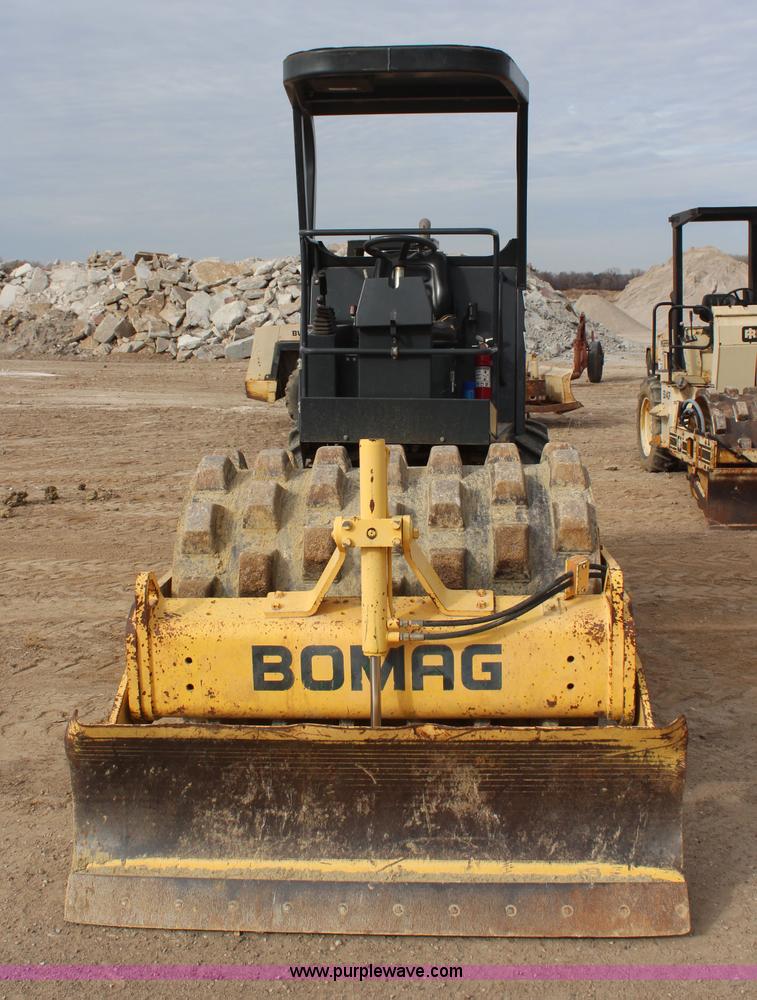 image for item I2500 2006 Bomag BW145PH-3 vibratory roller