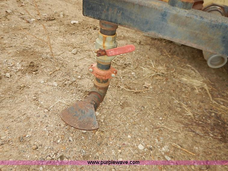 image for item I5185 Port-a-tank PT-3000 water tank