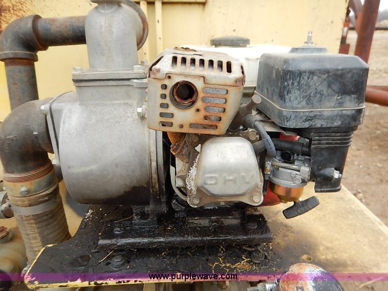 image for item I5185 Port-a-tank PT-3000 water tank