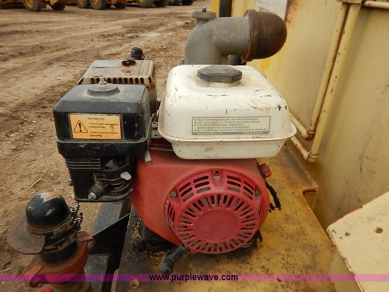 image for item I5185 Port-a-tank PT-3000 water tank