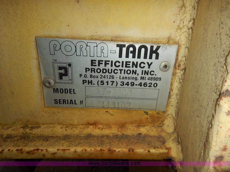 image for item I5185 Port-a-tank PT-3000 water tank