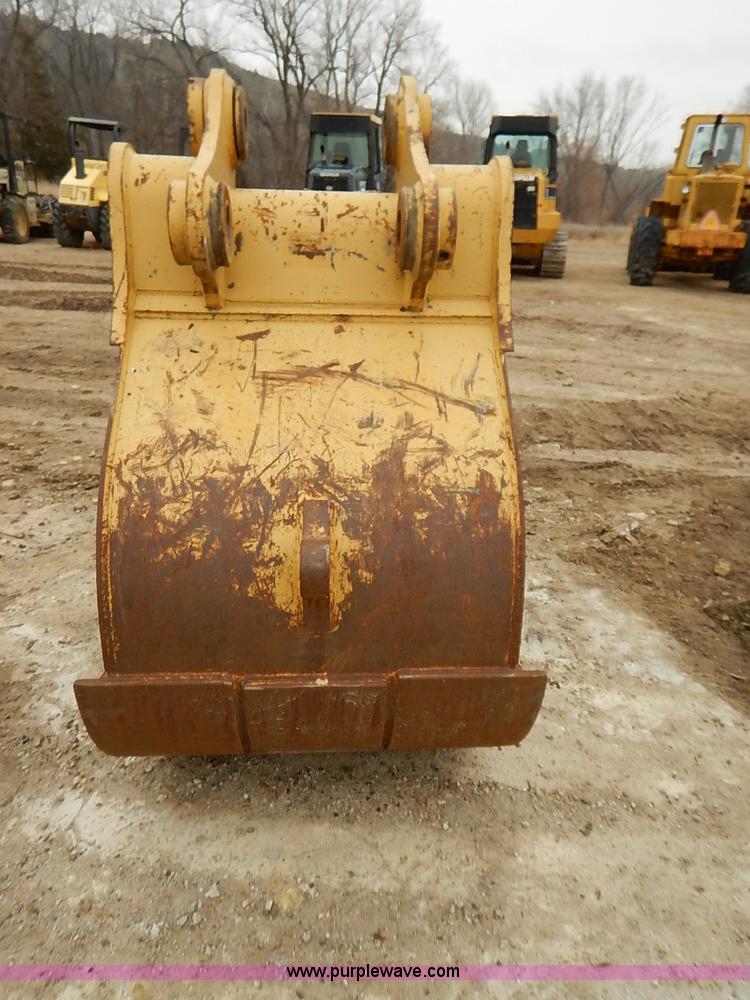 image for item I5210 Balderson excavator bucket
