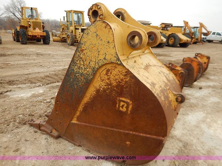 image for item I5210 Balderson excavator bucket